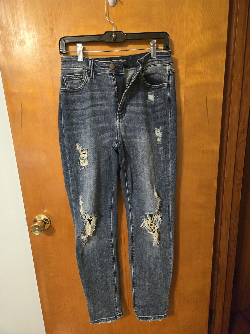Judy Blue Boyfriend Fit Distressed Jeans Size 3/26